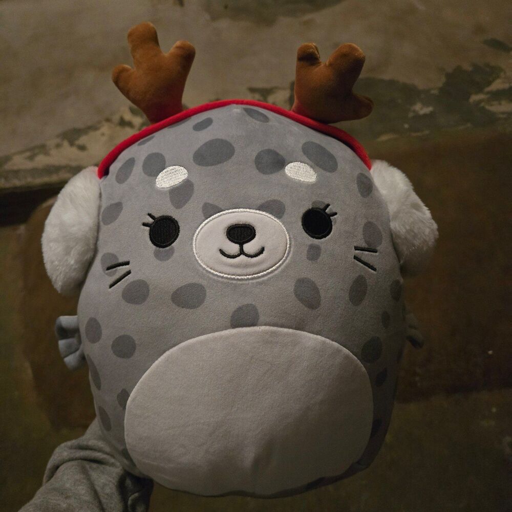 Squishmellow Odlie Christmas Seal